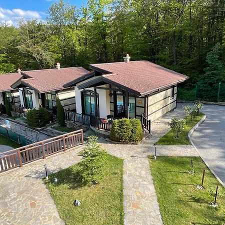Тодорини Кукли Hotel Spanchevtsi Buitenkant foto