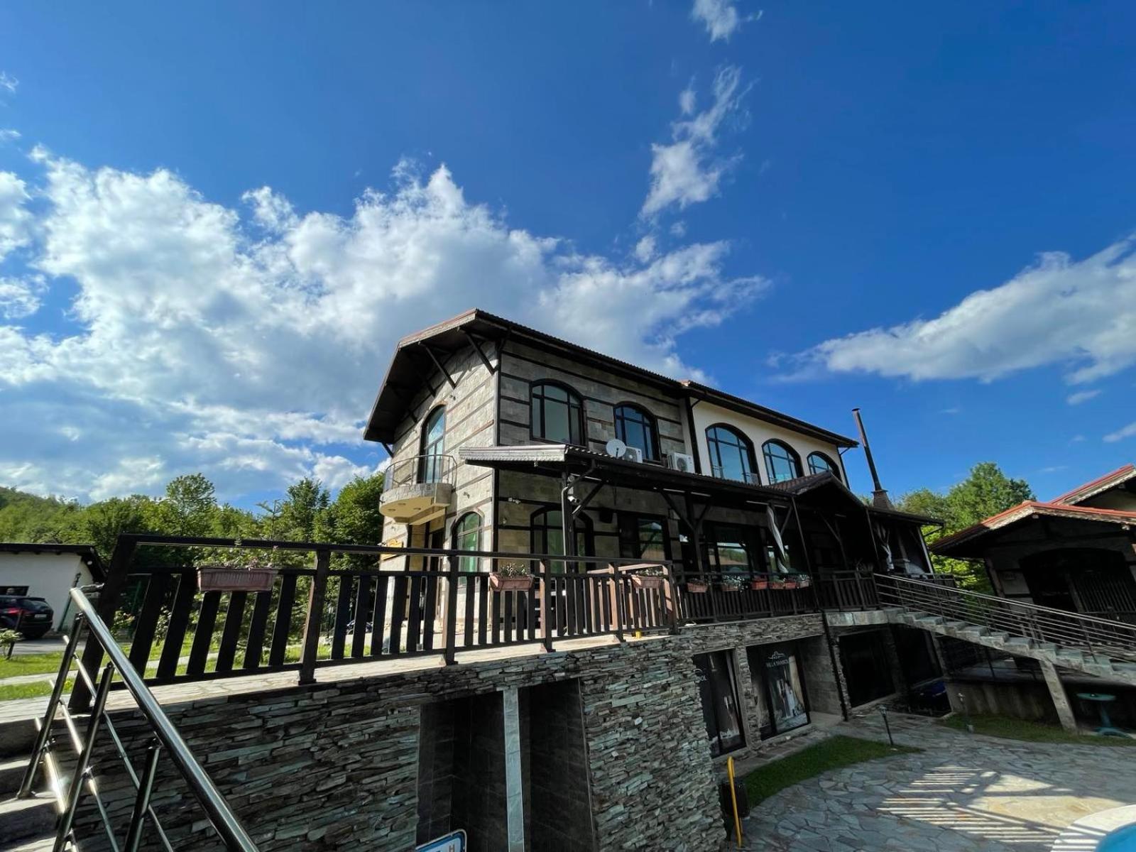 Тодорини Кукли Hotel Spanchevtsi Buitenkant foto